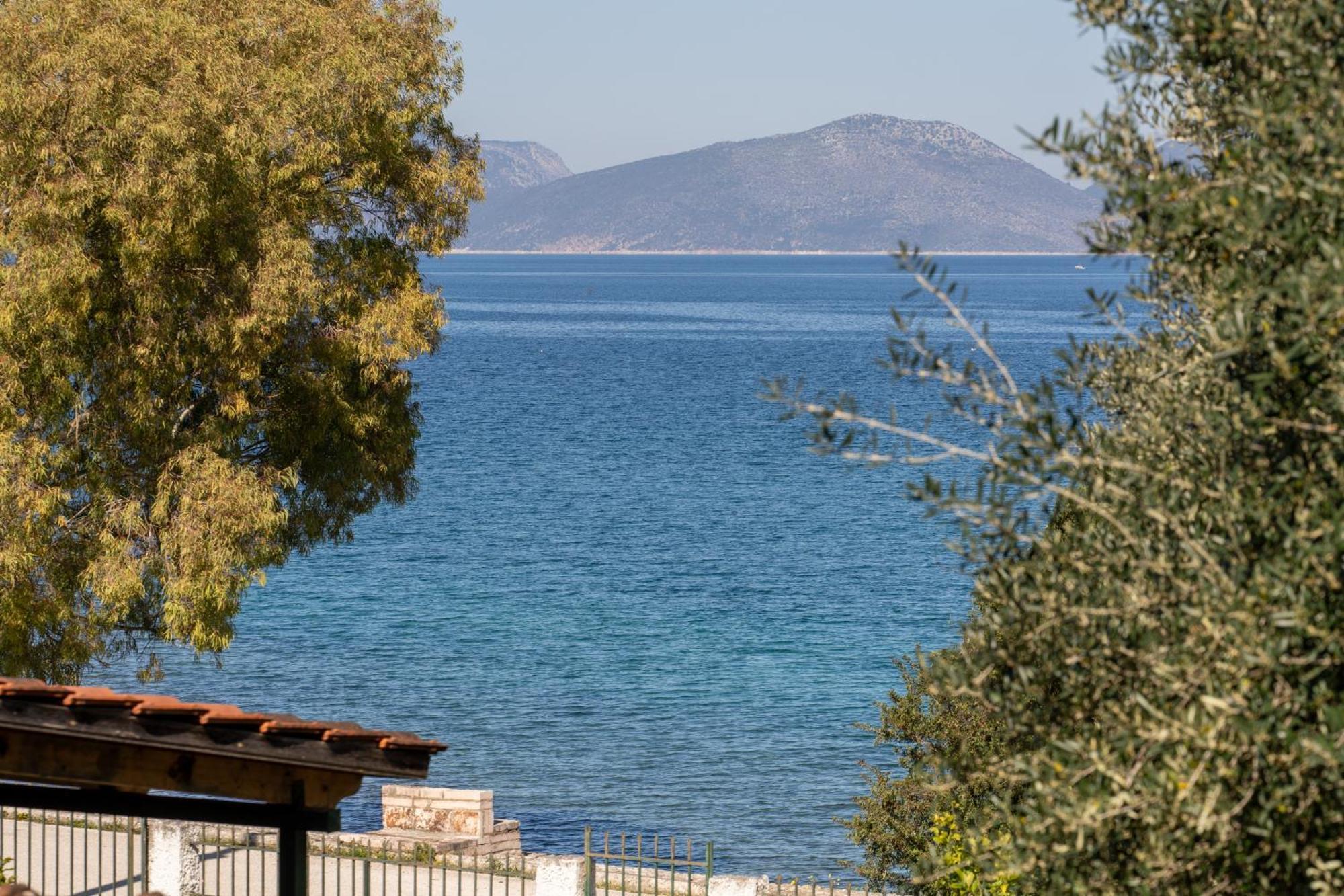 Dimitris Studios Каравомилос Экстерьер фото